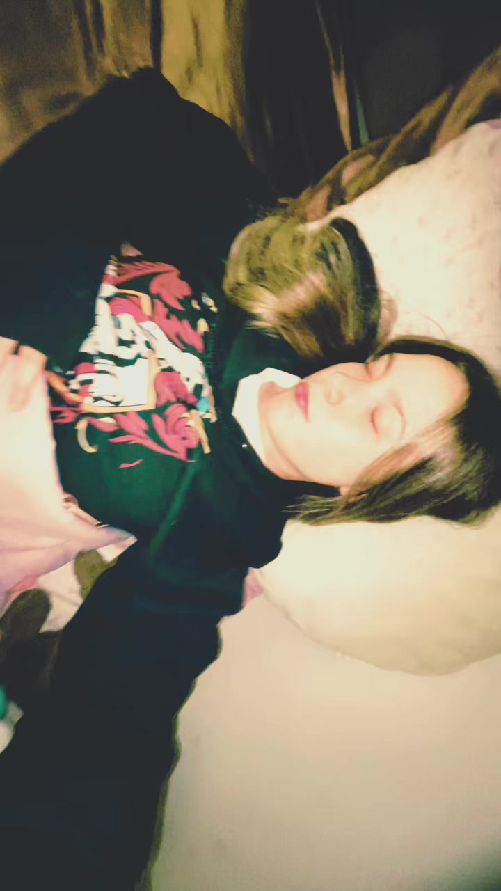 @naadjaaaa