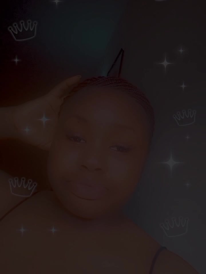 @queen b๐น๐ธ