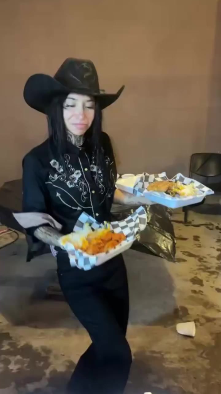 @kachitaak4