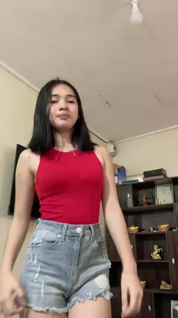 @🙂