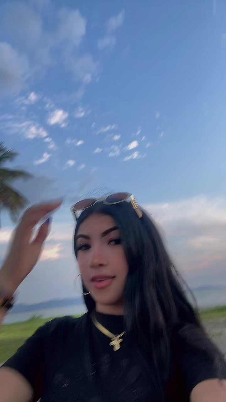 @Valentina.