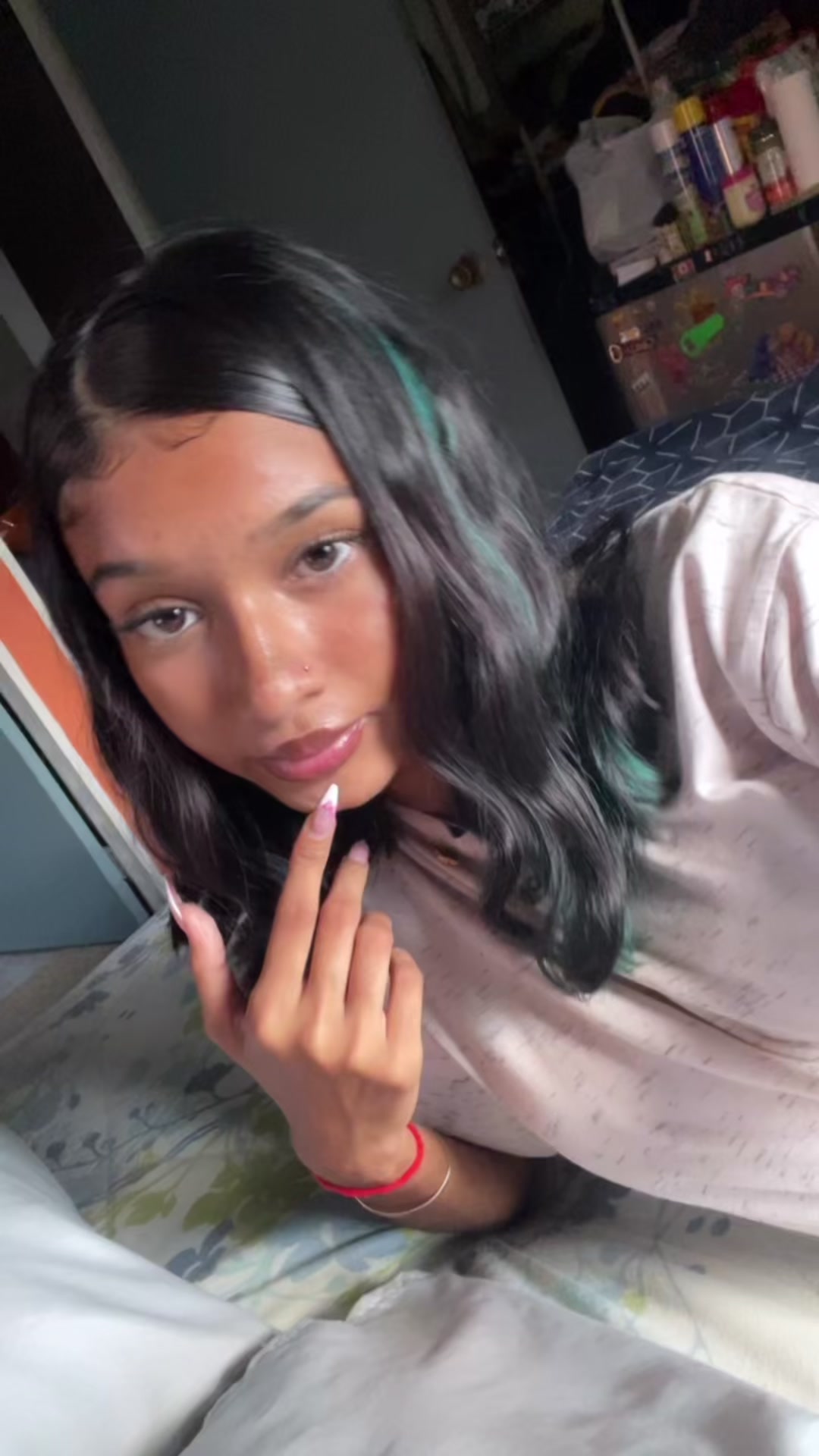 @Varshaꨄ.