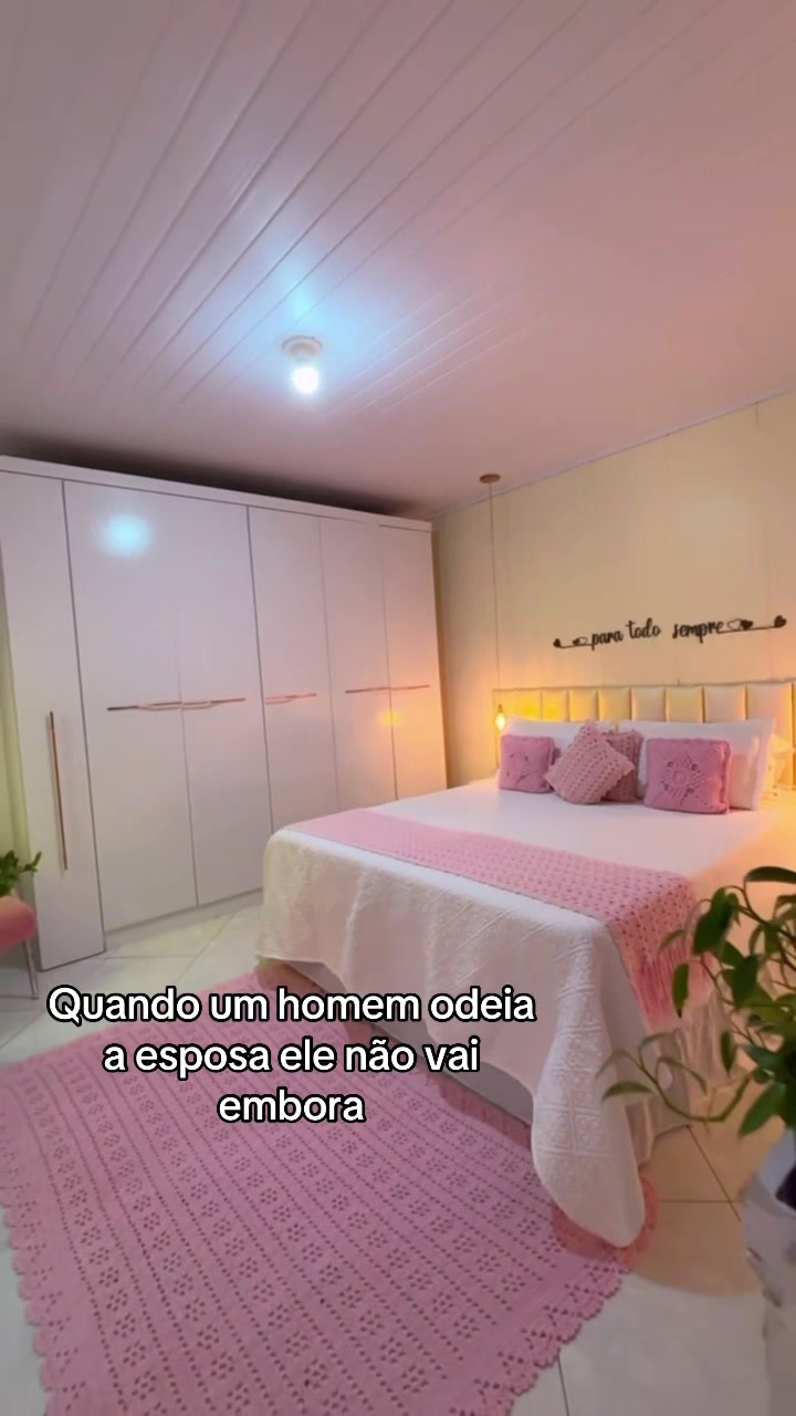 @Claudia Santana