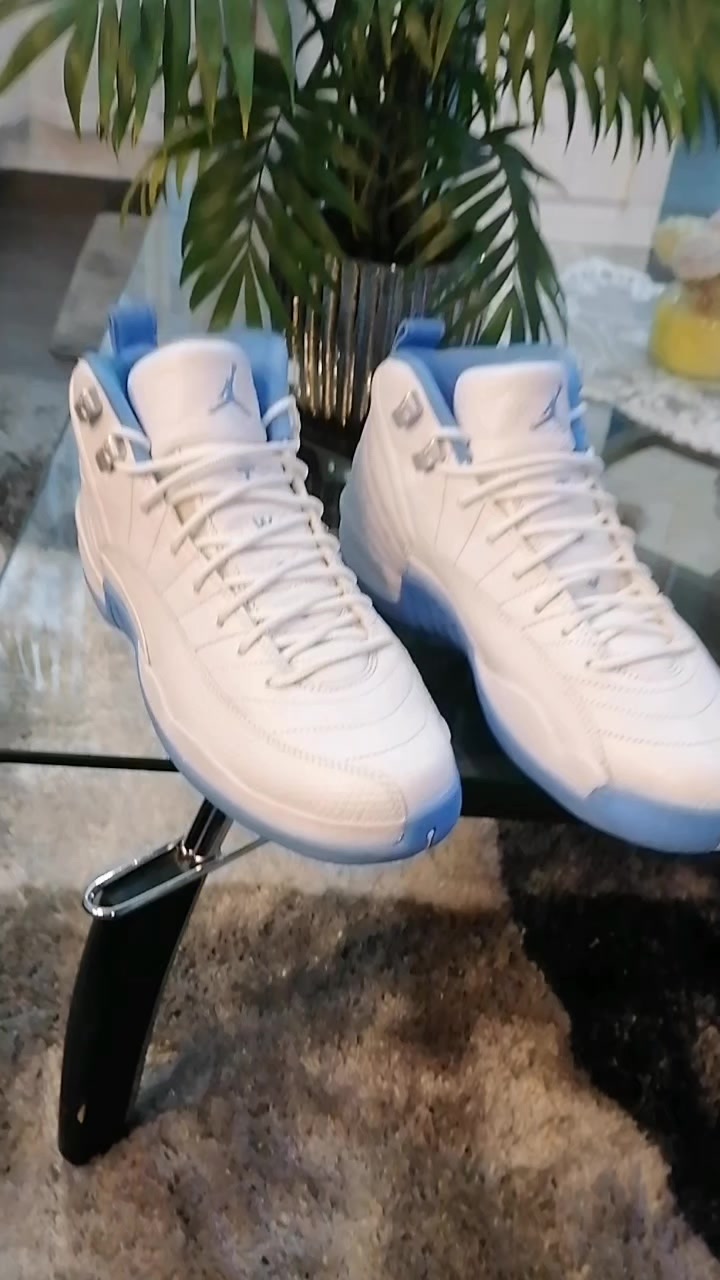 @Sneakers manitos👍
