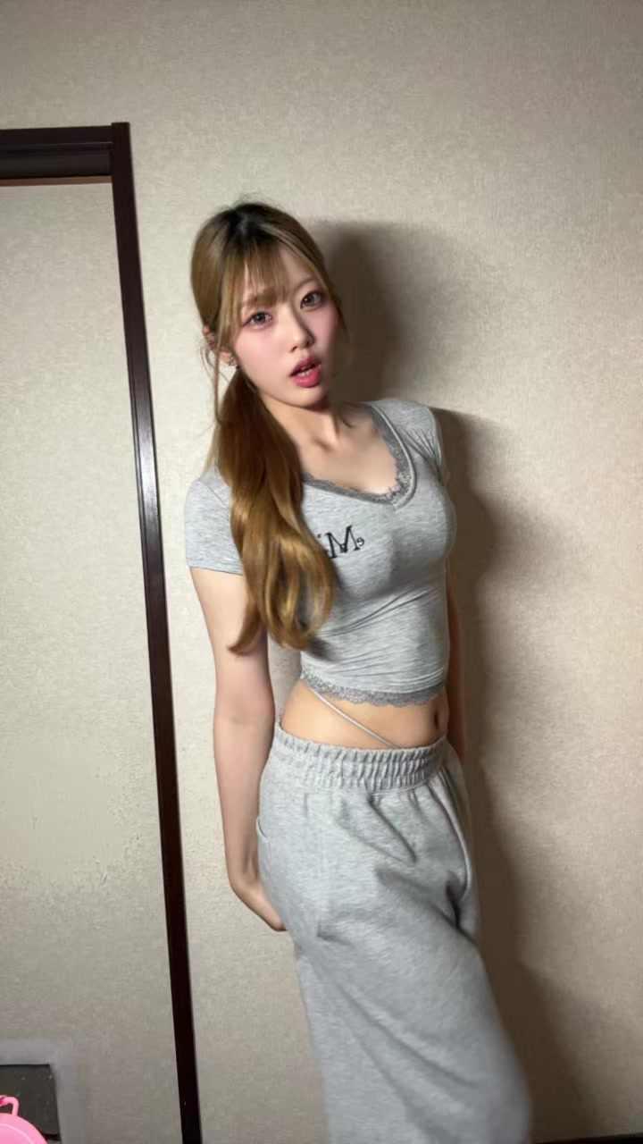 @にぱ(ᐢ⸝⸝˙Ⱉ˙⸝⸝ᐢ)