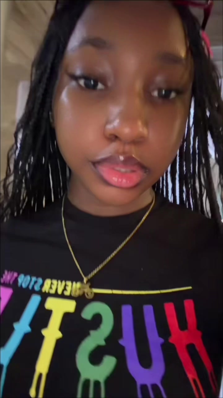 @Nissah🌚💕!