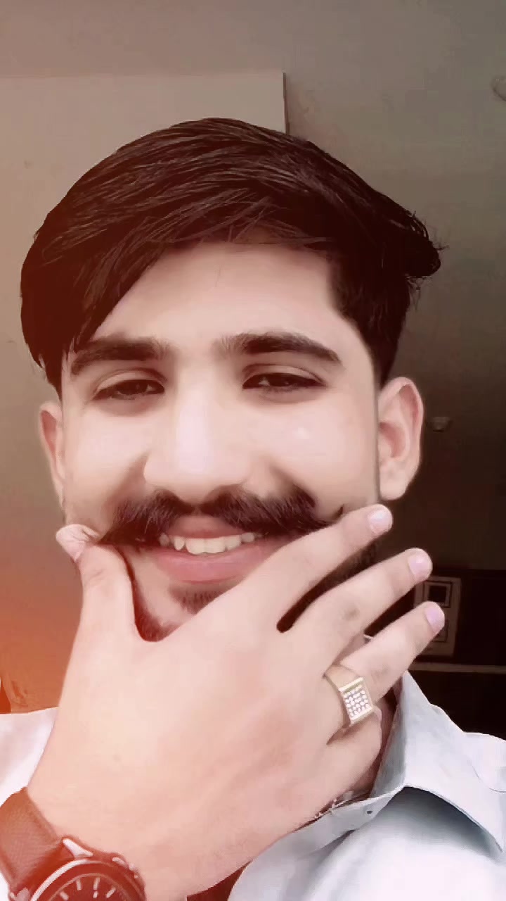 @شوخا چوہدرئ😍