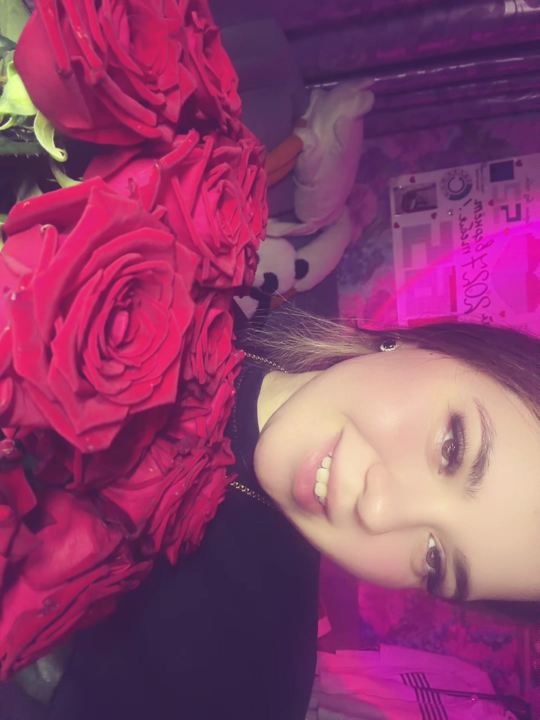 @Tgk: Тᴀня ʙᴇщᴀᴇᴛ