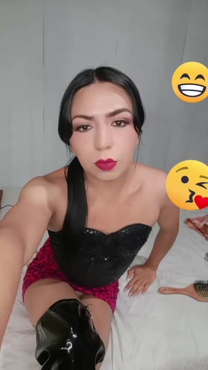 @BRITNEY SOTO