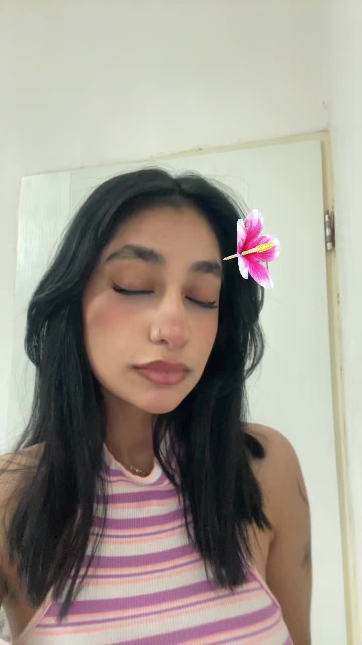 @Donyaaaa