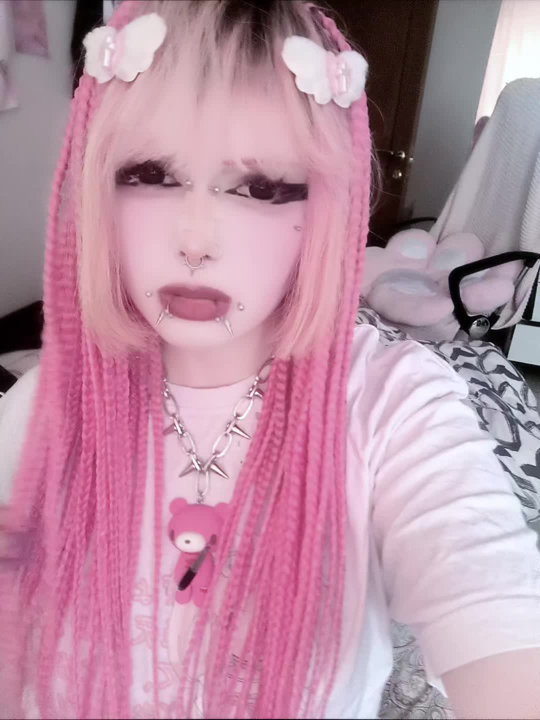 @✞