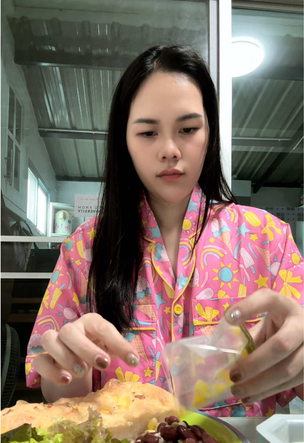 @Intasarn Noi (โมโม่เอง)
