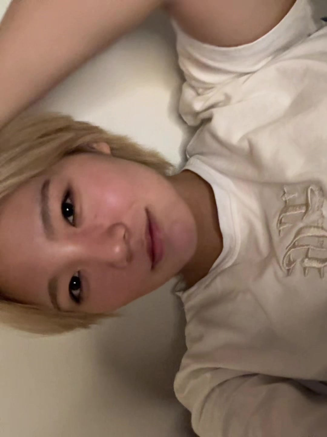 @萌奈