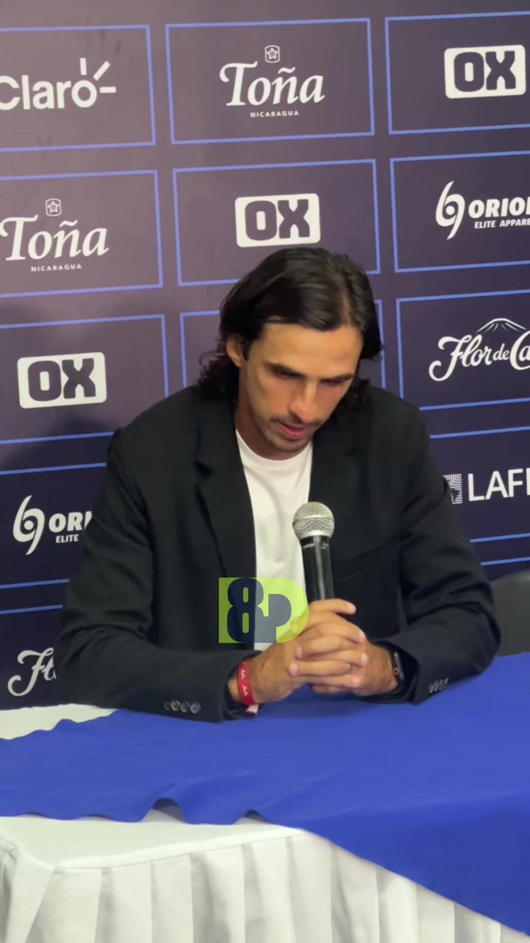@8 Deportivo