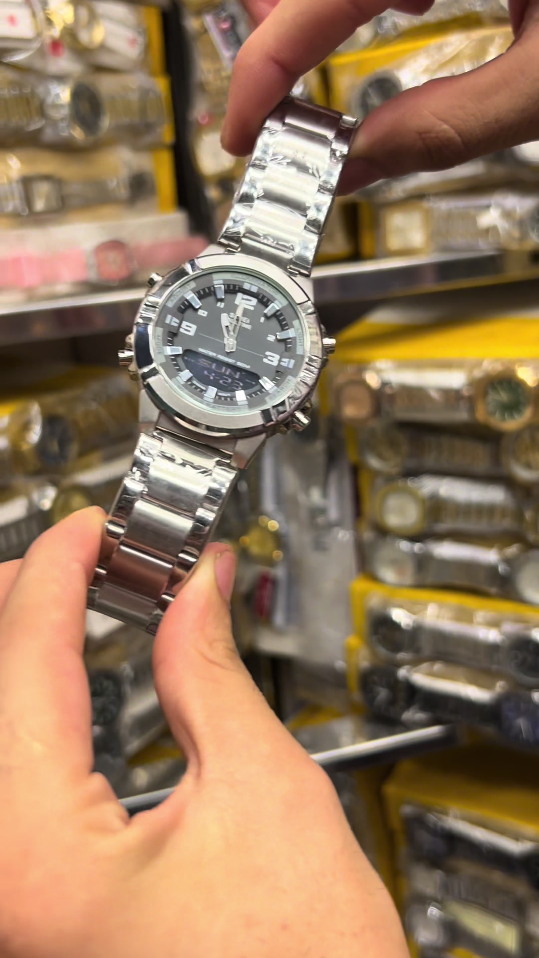 @Ayan watches