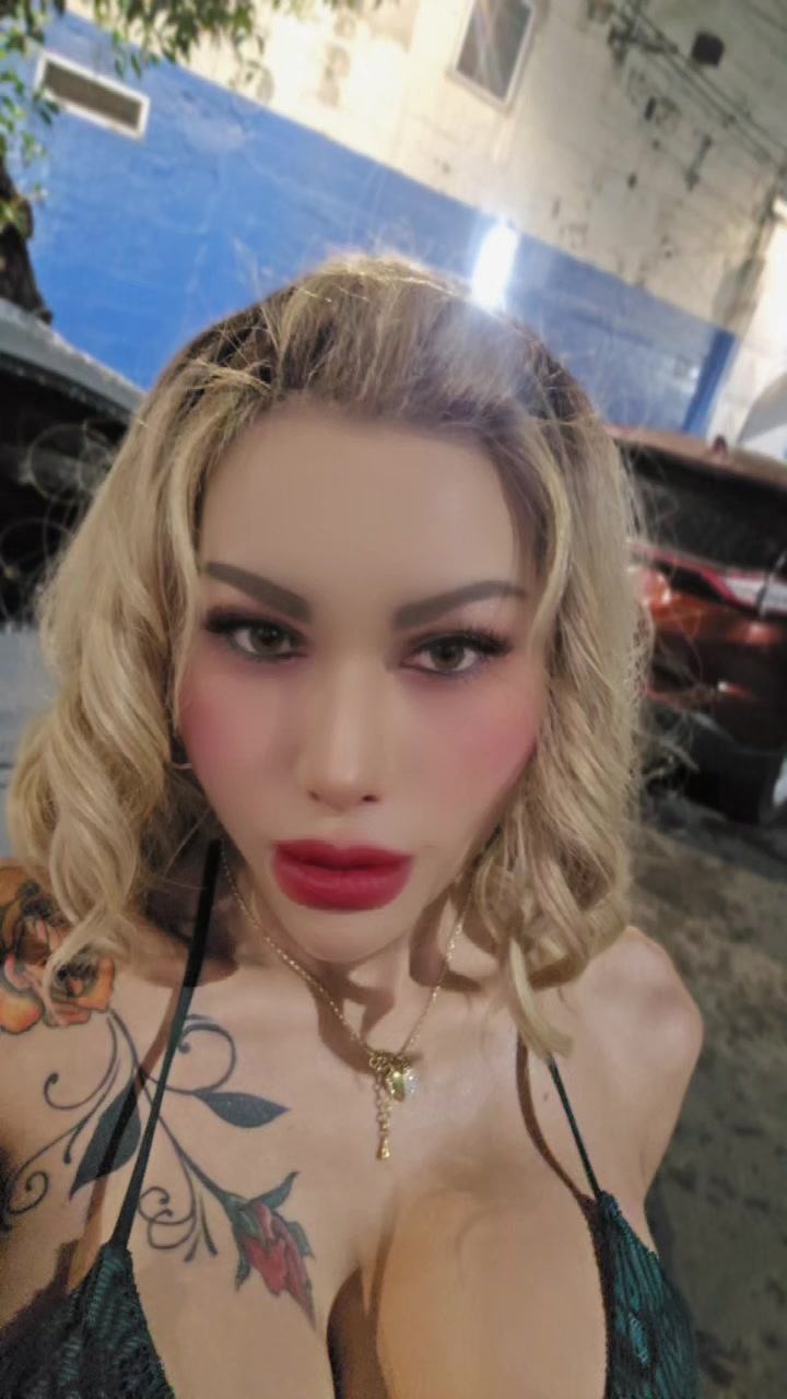 @korina pastrana trans