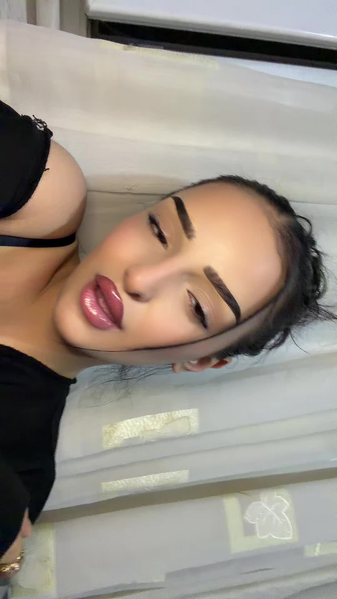 @Melovvv
