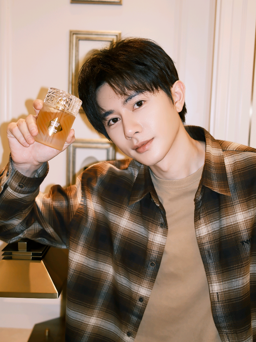@Nui Jin🍀