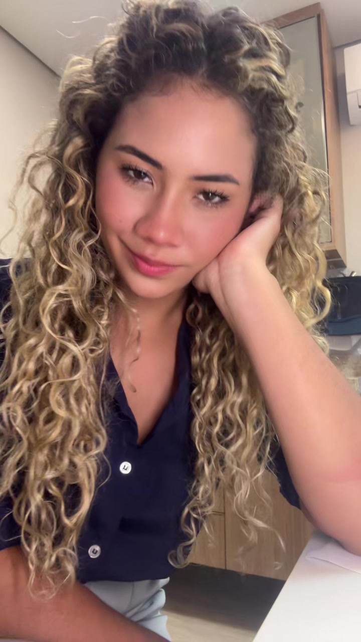 @Gigi Araújo