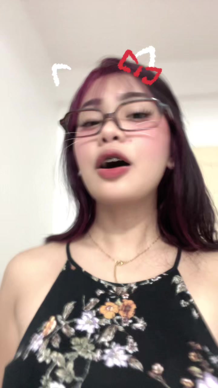 @Nicole
