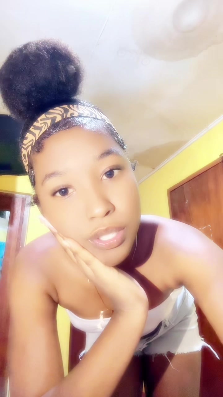 @AnnaDiaries💕🤪