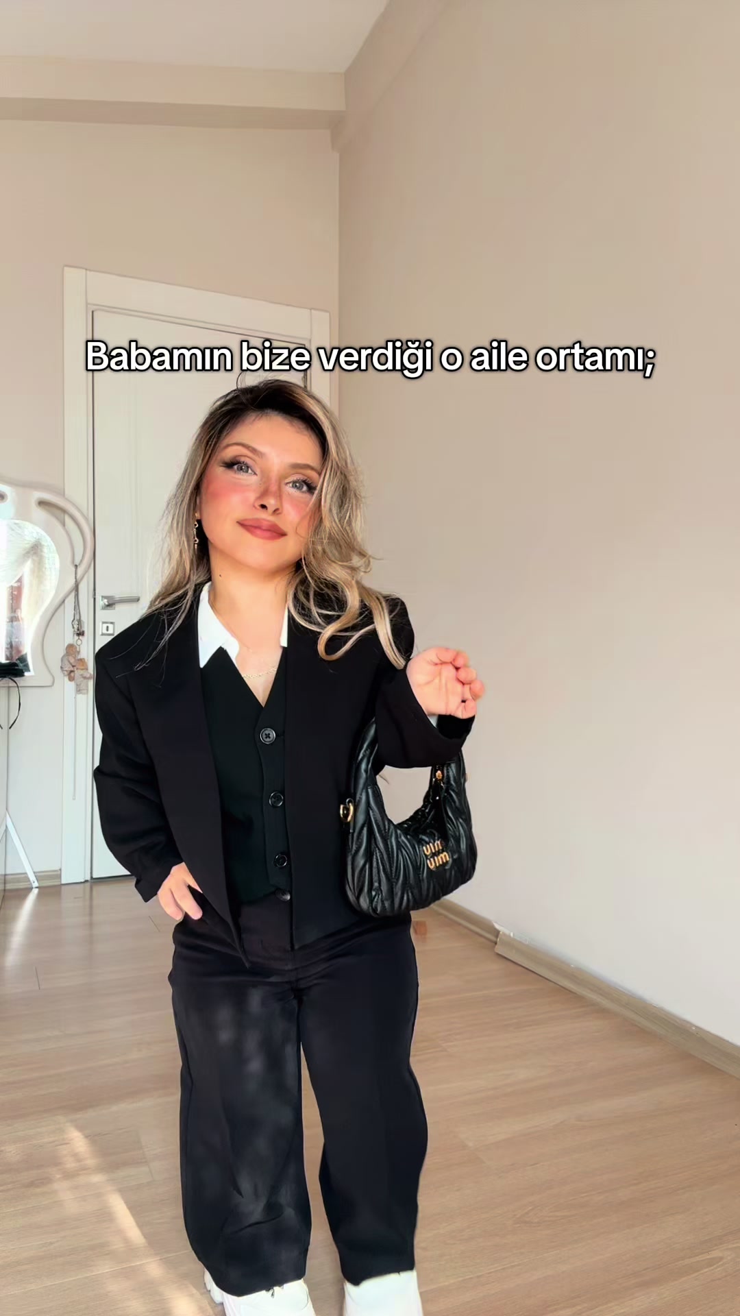 @Ebru Turan