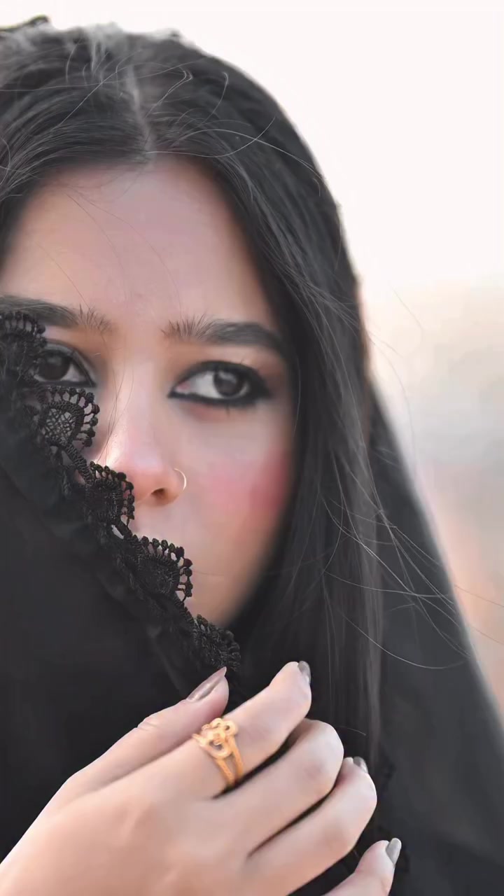 @Ayesha Jalandharعائشہ جالندھر