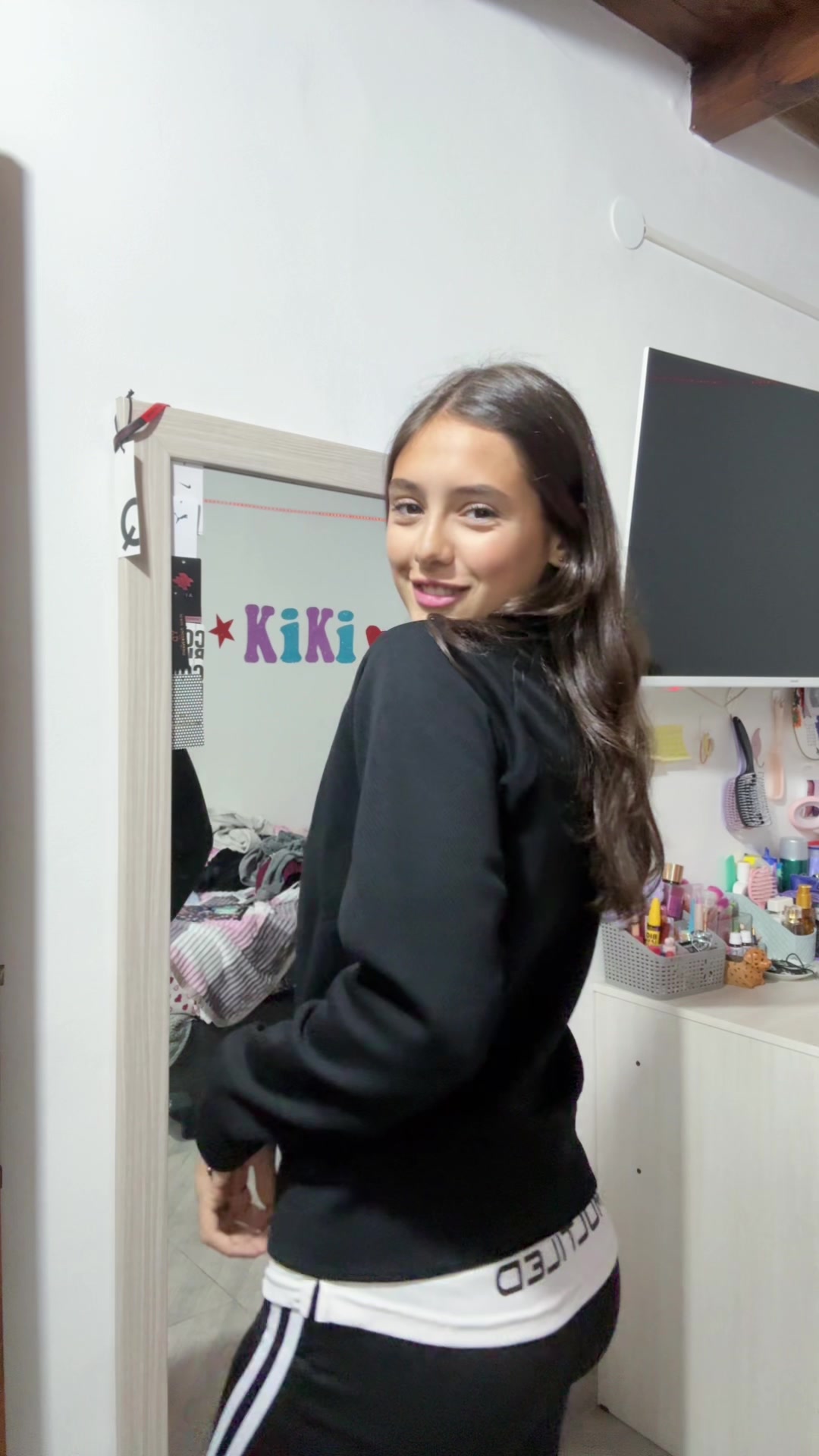 @kiki🪩
