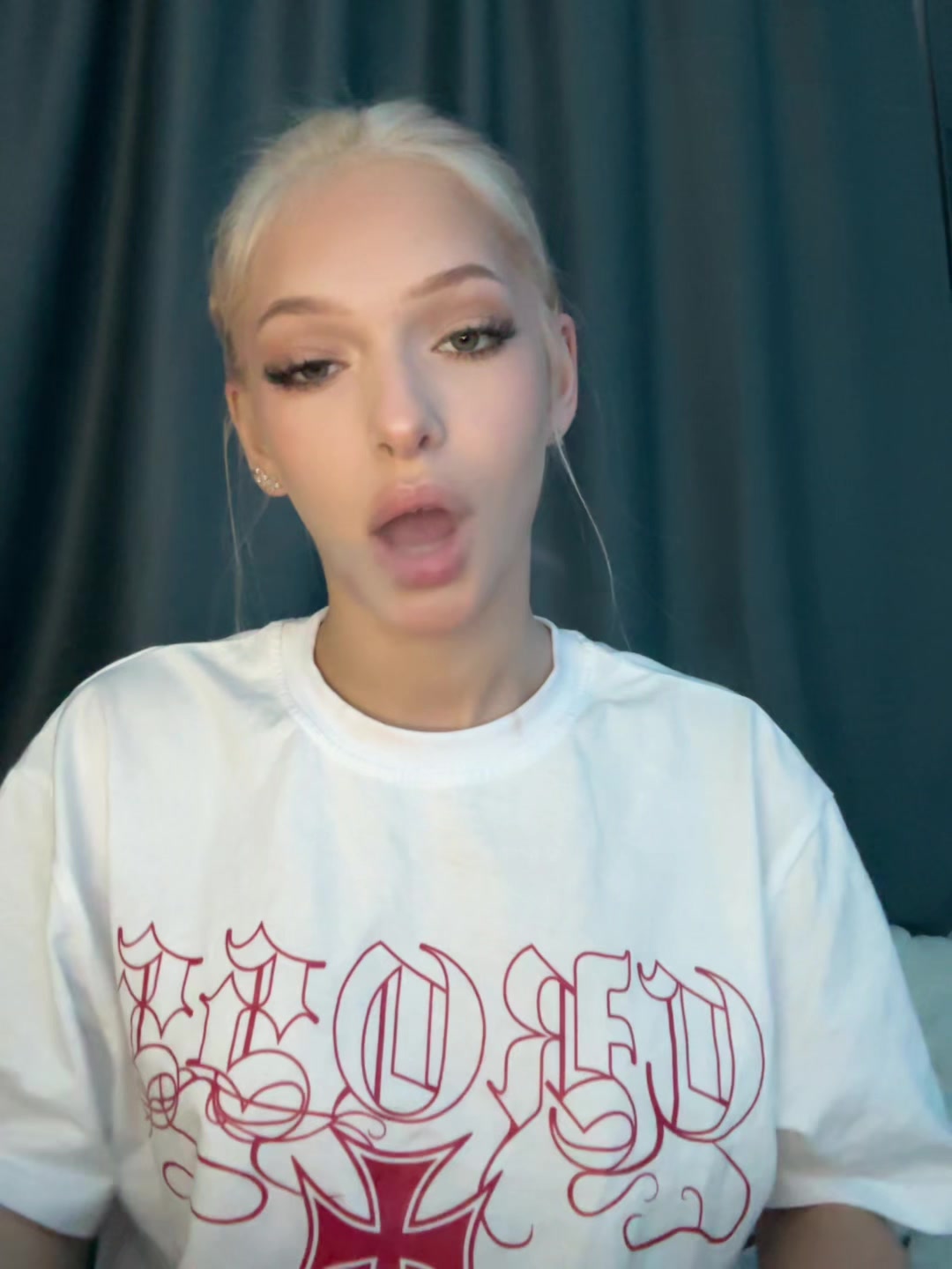 @🥷