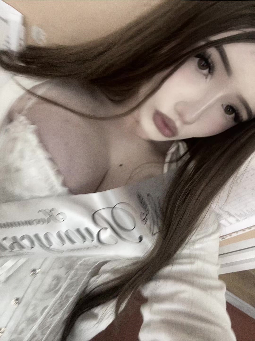 @li_n.u_sia