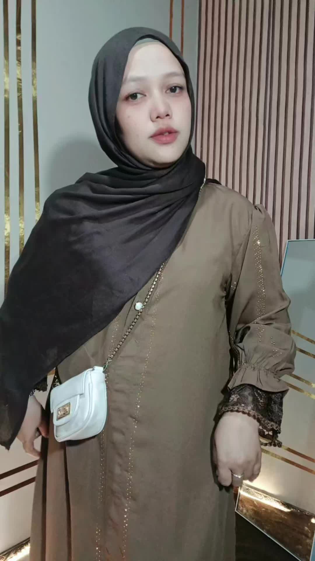 @Laura | Berkah outfit