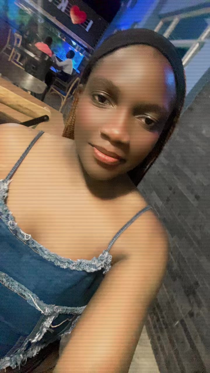 @charmainetaku