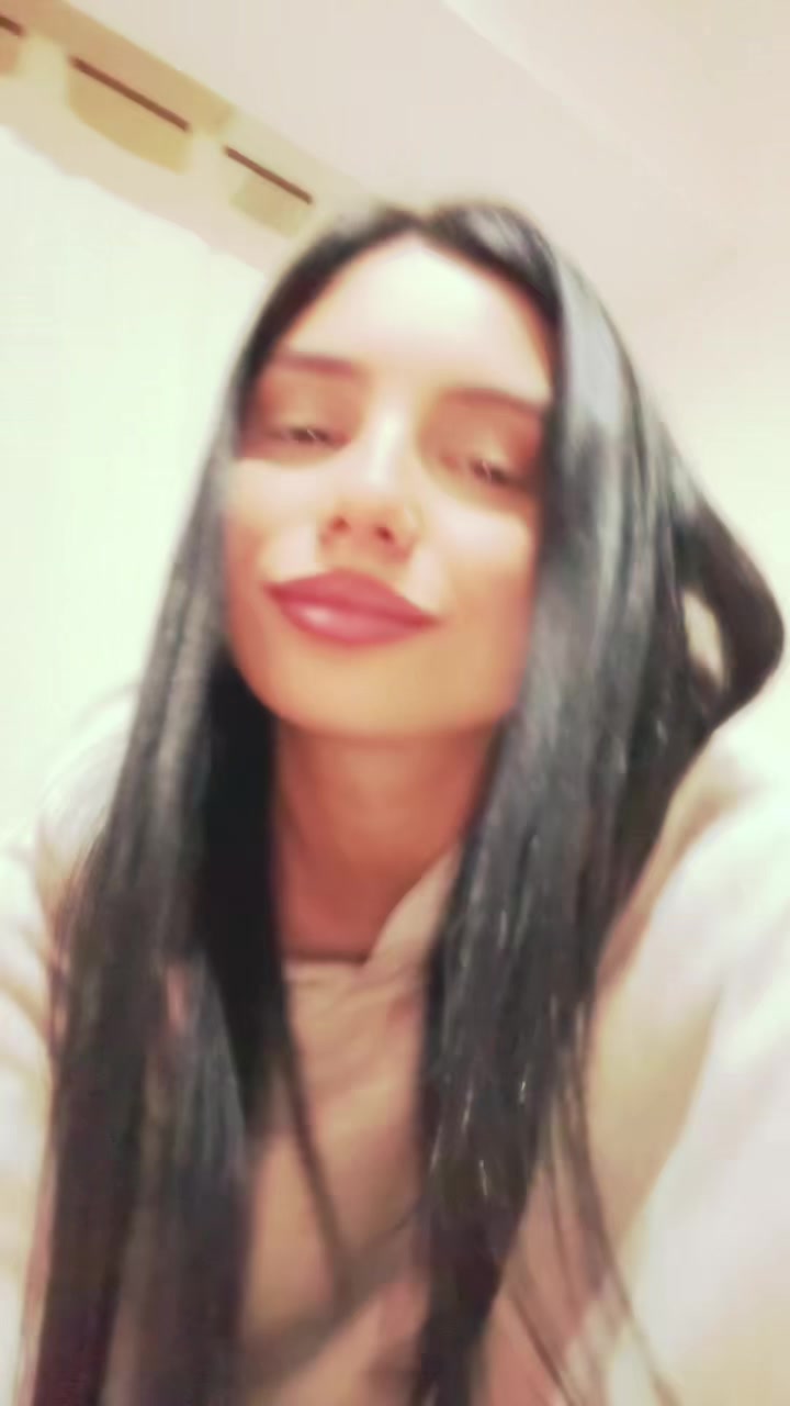 @VALENTINA