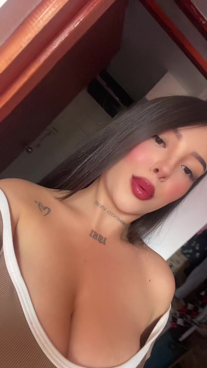 @Lau Arias🎀