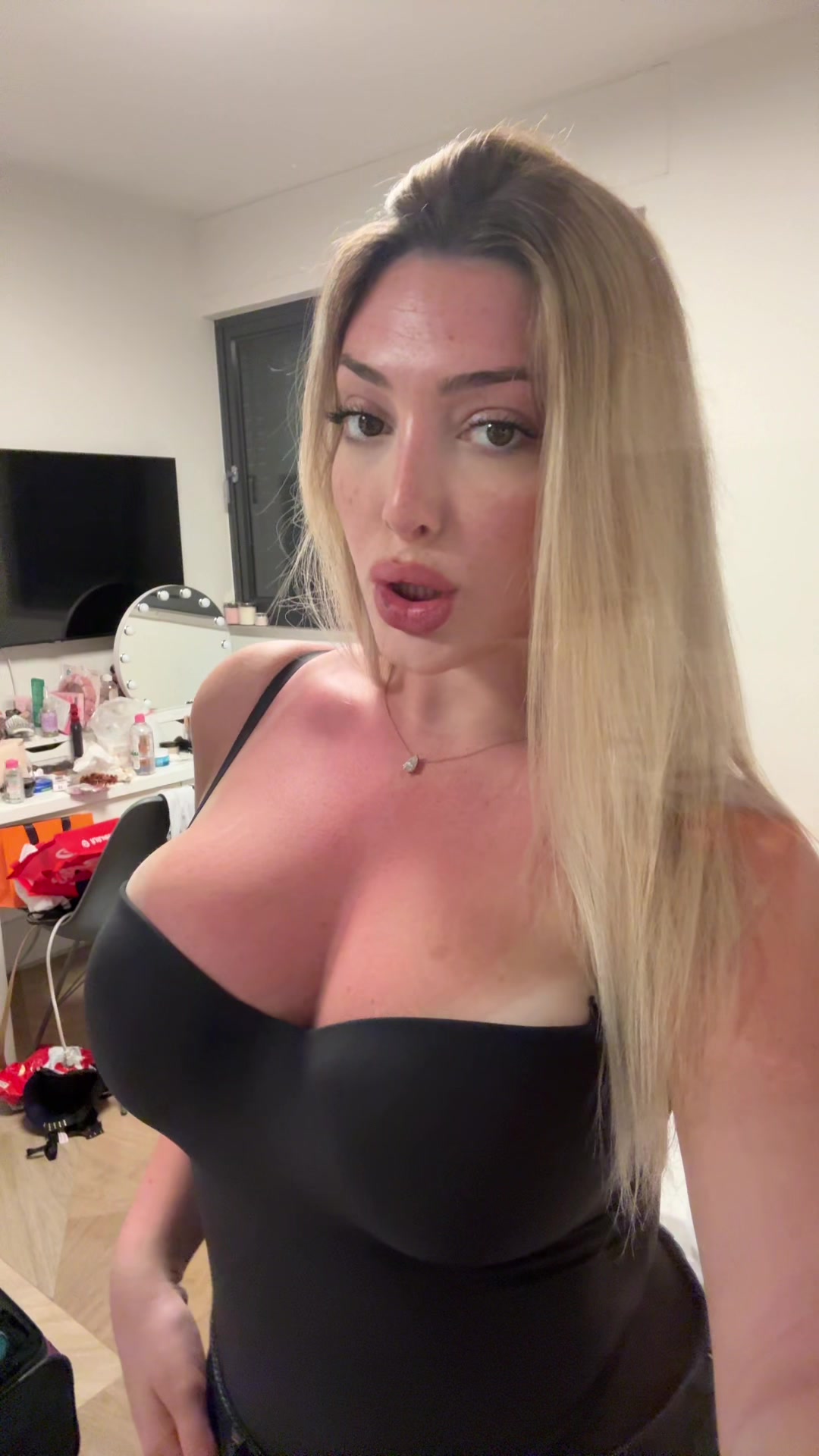 @Mayarozen_
