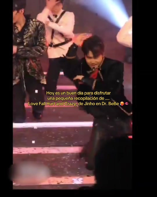@Los cachetitos de Jinho🍑🐿️