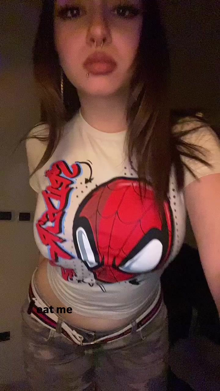 @👻
