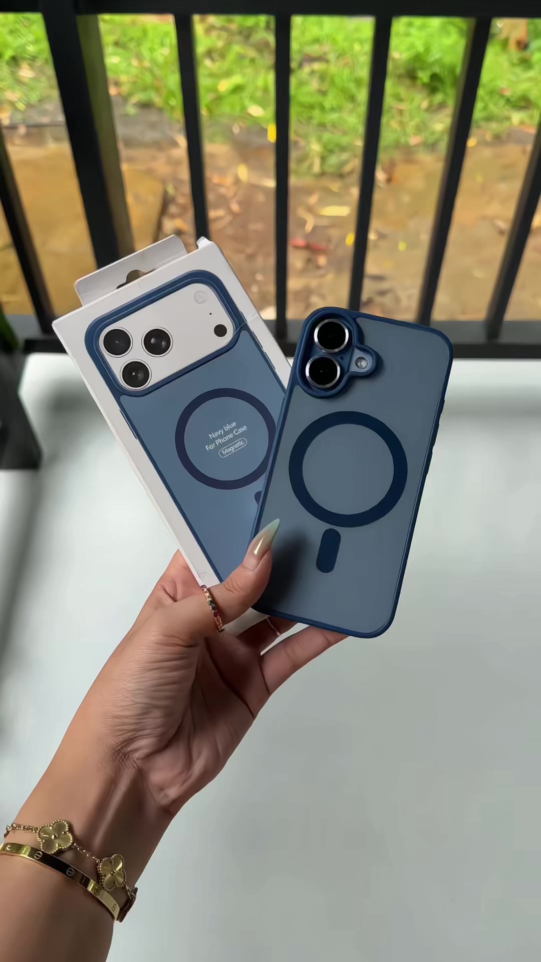 @𝑴𝑨𝑹𝑳𝑺 & 𝑪𝑶.