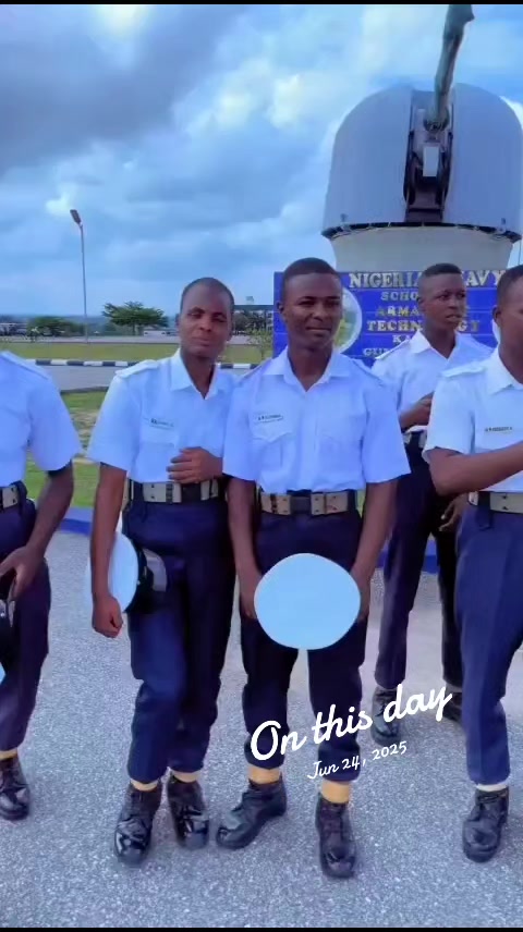 @₮ⱧɆ ₲ⱧØ₴₮👻🥷🪖⚓
