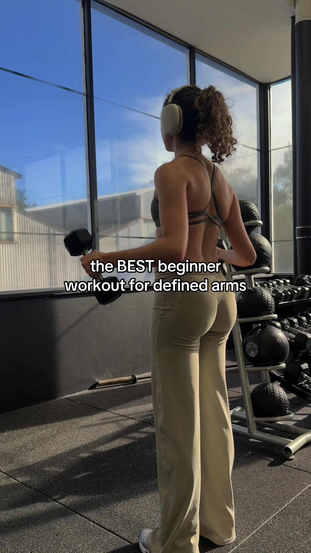 @sophiambfit