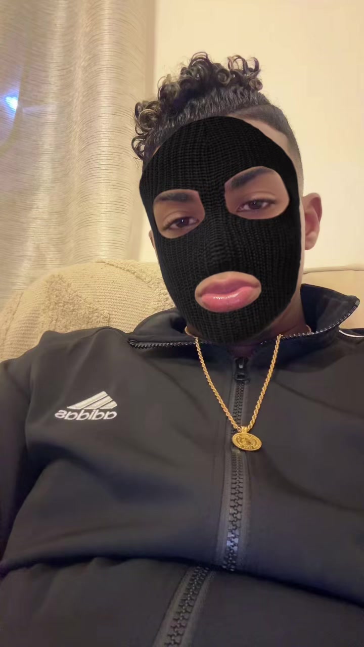 @Luca🖤