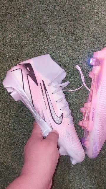 @Lucas.Sport ⚽️👟📲 74179119