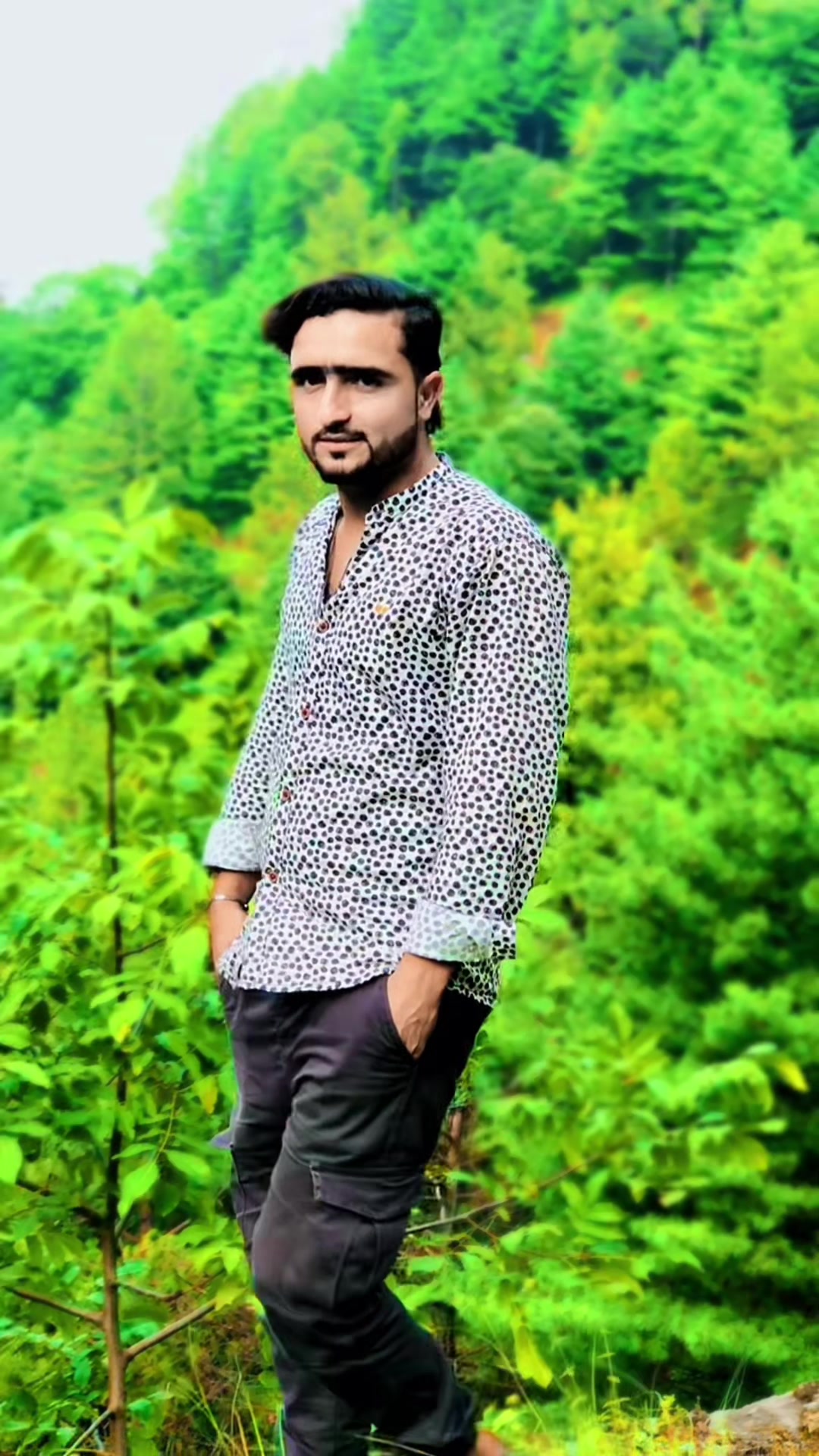 @Mr_ Zeeshan077