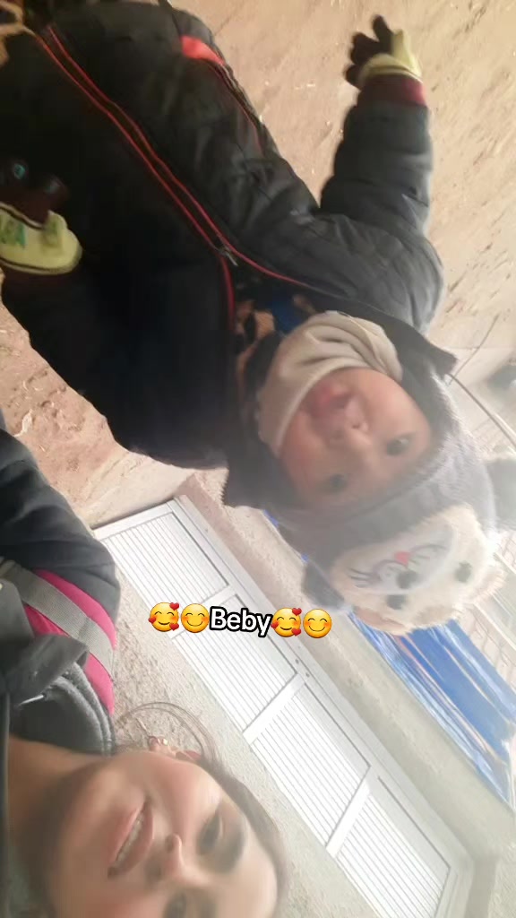 @Sandrita Flores