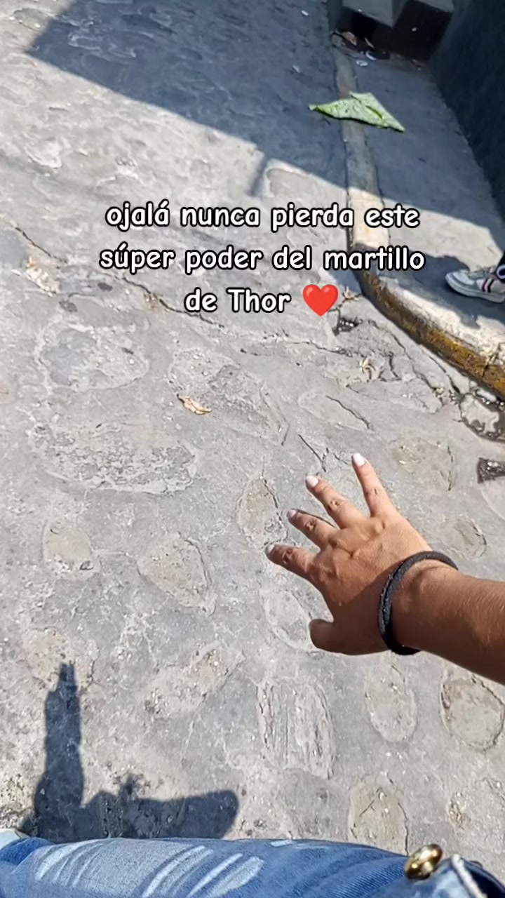 @MaxiMoon
