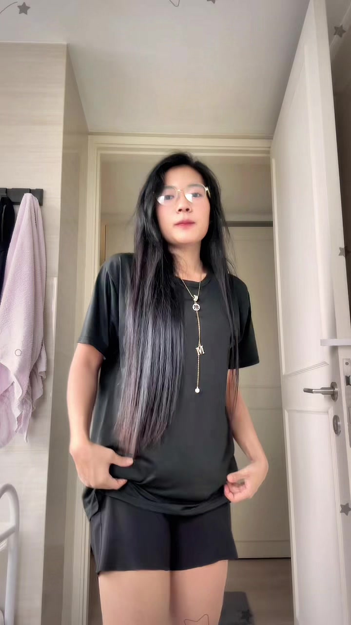 @🖤Juli🖤(PiSi🐷)