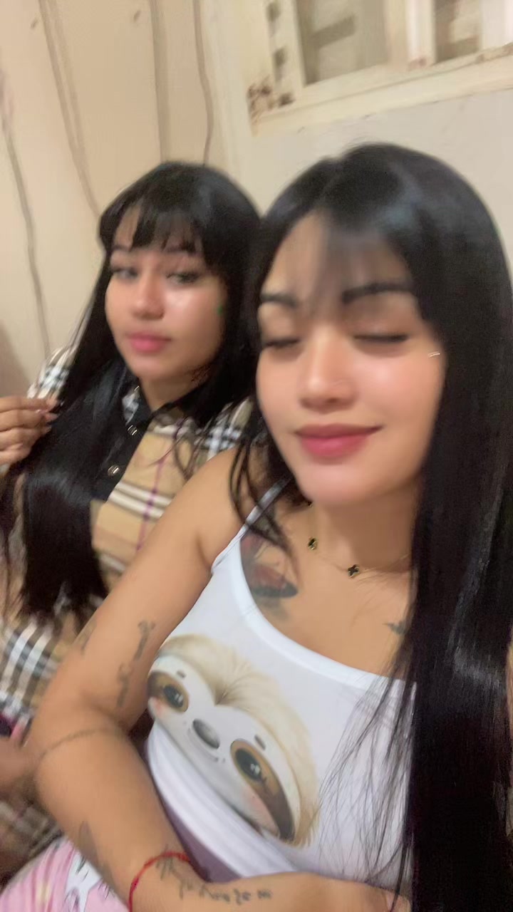 @__karolayne