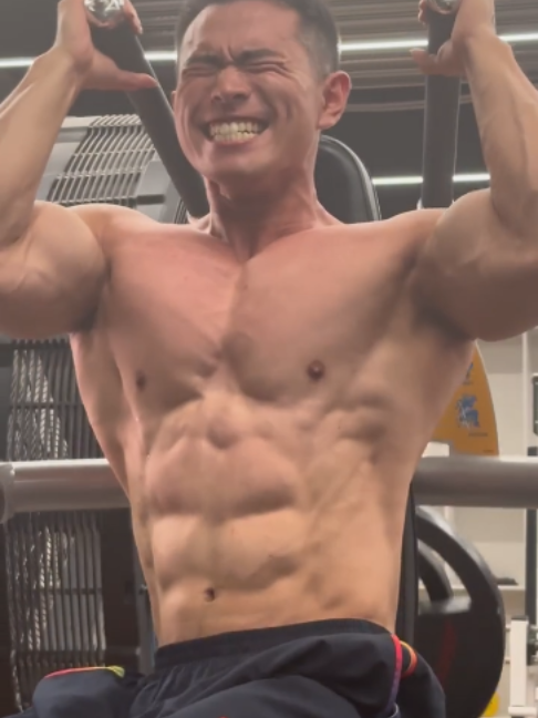 @Beautiful Muscle Male