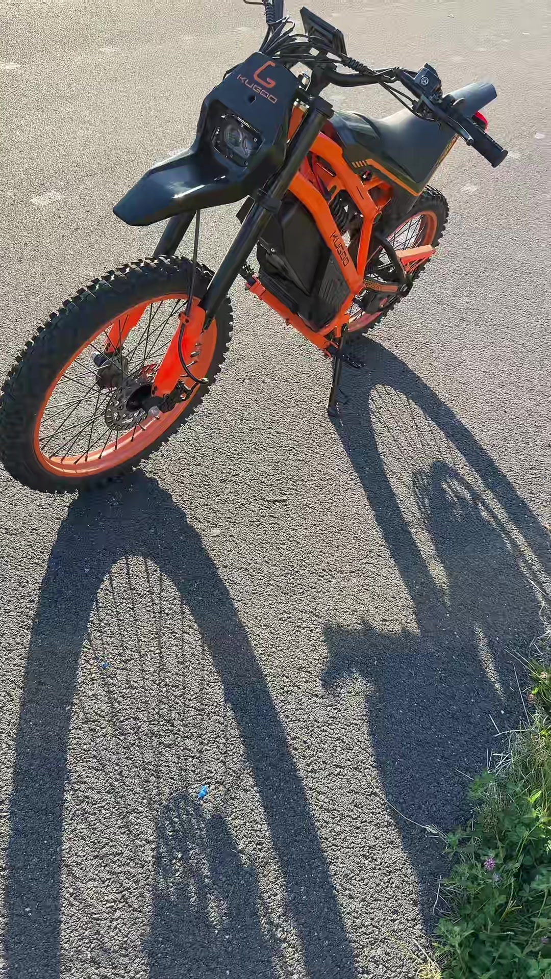 @BULLDOZZER
