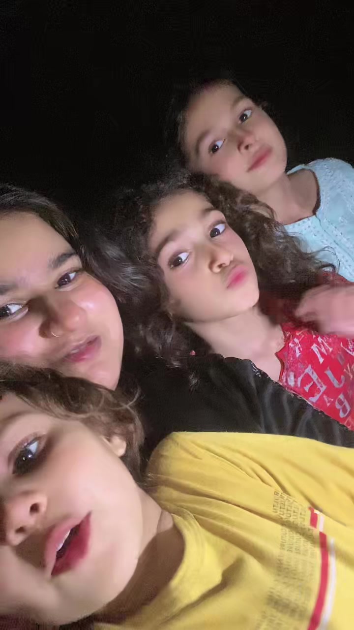 @🍁DUA KHAN🍁